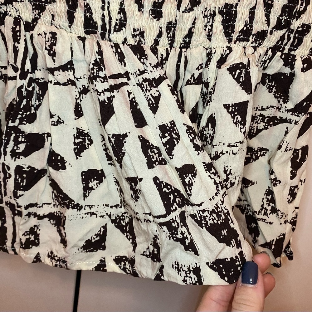 Re:named Patterned Ruched Tube Top - Picture 6 of 11